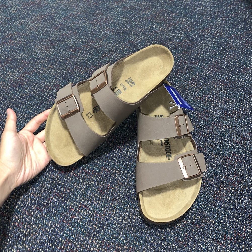 Birkenstock Arizona “Mocha”